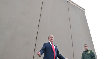 Donald Trump avanza con su plan del muro fronterizo.