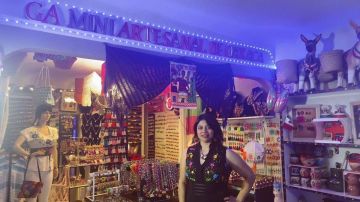 A Gloria Albarado no la detiene la pandemia para abrir su tienda de artesanías oaxaqueñas. (Cortesía Gloria Alvarado)