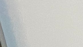 Fernando Castaneda Guajardo y Sandra Esparza reciben la residencia permanente.  (Cortesía Paulina Herrera)