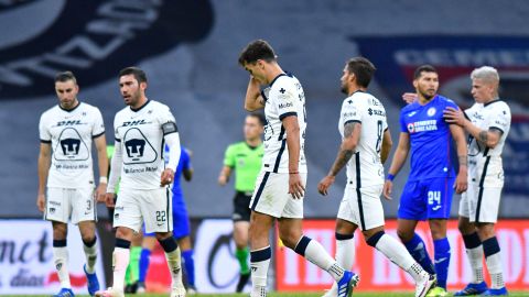 Pumas cayó con Cruz Azul 4-0 en la semifinal de ida.