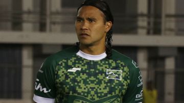 Carlos Peña podría continuar su carrera en Centroamérica.
