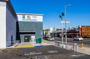 New community resource center opens in LA