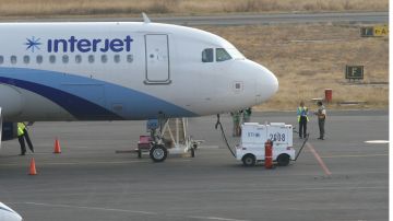 Interjet cancela vuelos afectando a decenas de pasajeros.