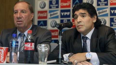 Bilardo y Maradona, siempre unidos por el campeonato conseguido en