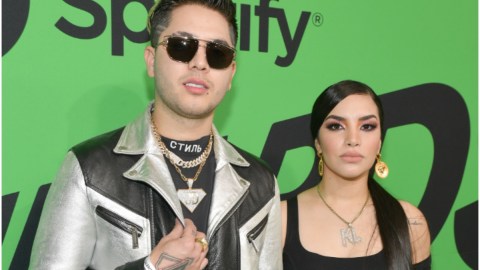 Kimberly Loaiza y Juan de Dios