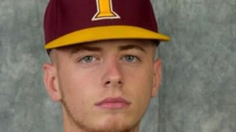Derek Becker tenía 21 años.