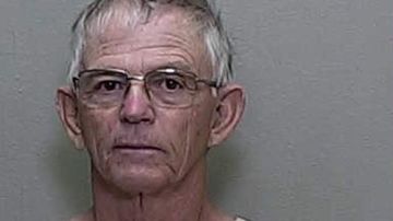 Howard Farley Jr., de 72 años, se enfrenta a 10 años de prisión.