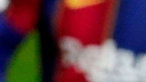 El Barcelona rescató un triunfo en un partido sufrido.