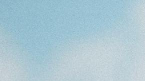 El agua es indispensable para el campo.