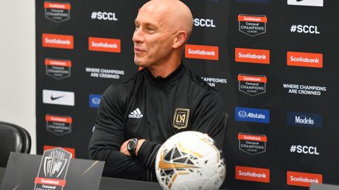 bob bradley carlos vela america