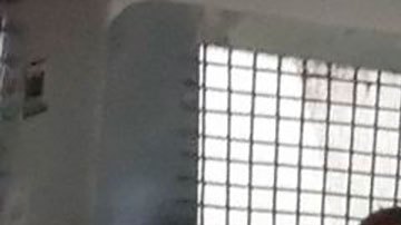 Manifestantes arrestados en Moscú Filip Kuznetsov está en primera fila a la derecha.