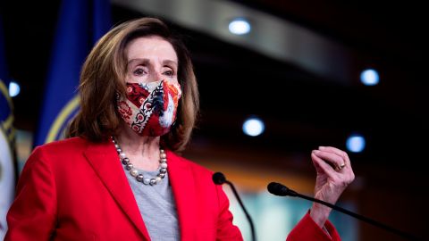 Pelosi es la primera y única mujer que ha presidido la cámara.