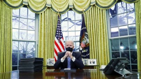 Joe Biden tomó sus primeras decisiones como presidente firmando las órdenes ejecutivas.