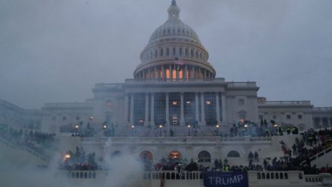 Washington impuso un toque de queda este miércoles a partir de las seis de la tarde.