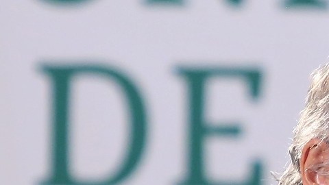 Olga Sánchez Cordero, Secretaria de Gobernación de México, afirma que AMLO se encuentra muy bien, con síntomas ligeros y en plena recuperación.