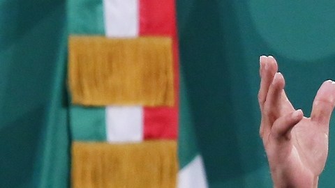 AMLO señala que la Estatua de la Libertad se está poniendo verde de coraje por la "censura" de las Redes Sociales.