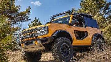 Ford-Bronco-130720-02