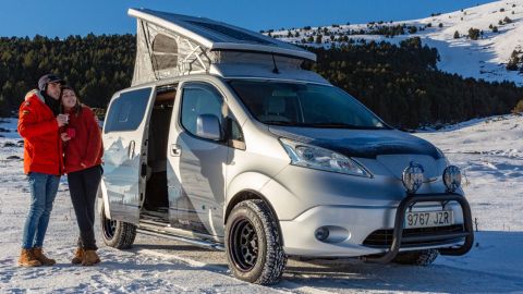 Nissan-e-NV200-Winter-Camper-250121-03