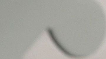 El senador Alex Padilla gana sin problemas la elección para mantenerse con el escaño en el Senado. (Getty Images)