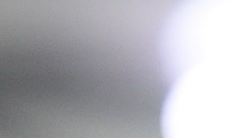 El programa provee a dueños de negocios con mascarillas y gel antibacterial. / getty.