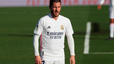 El Real Madrid no pudo con el Levante con 10 hombres.