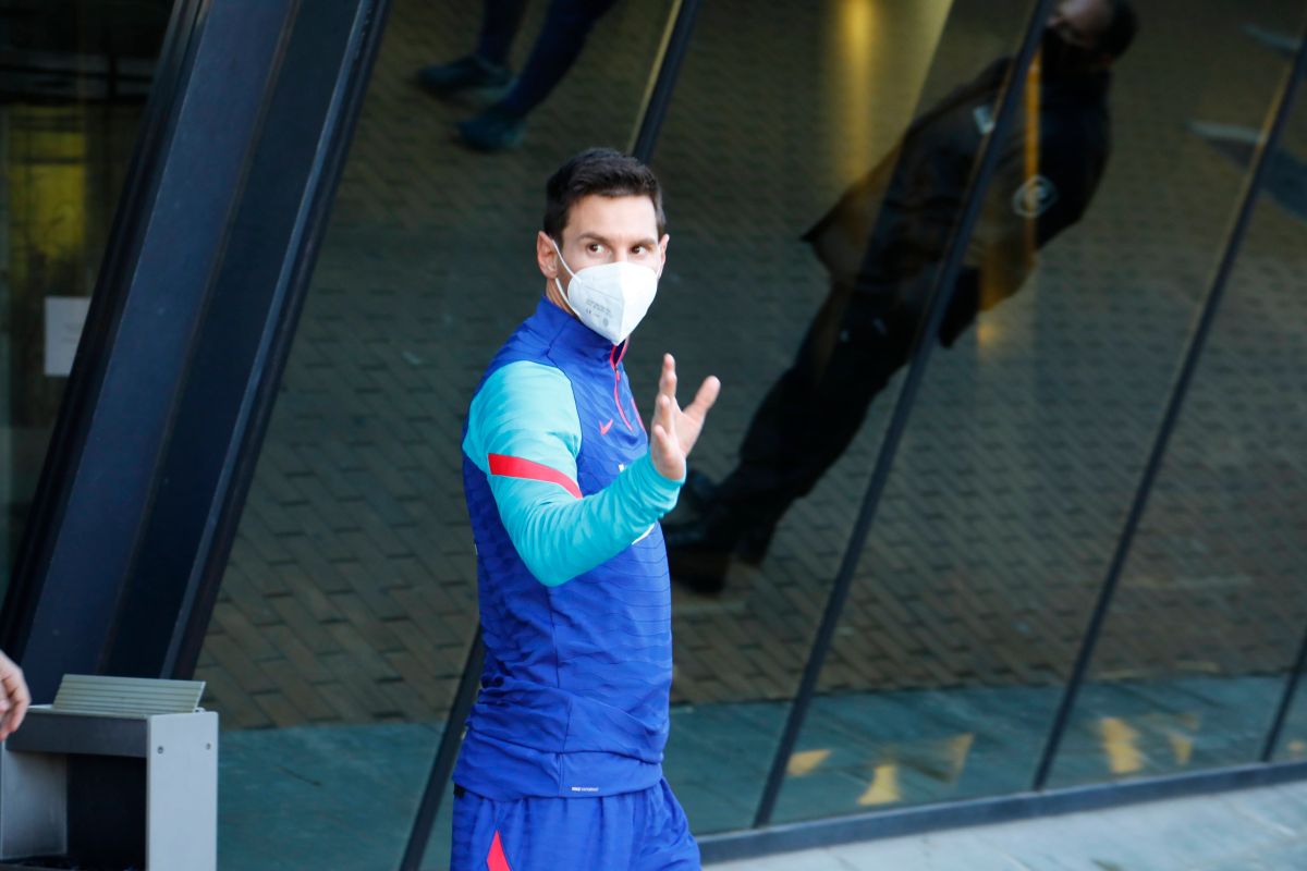 Aunque Messi no pudo jugar, estuvo presente en la hora buena.