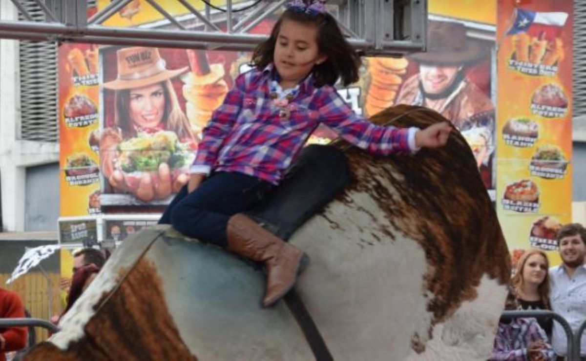 Suspenden el carnaval del Rodeo de San Antonio; el COVID19 es el