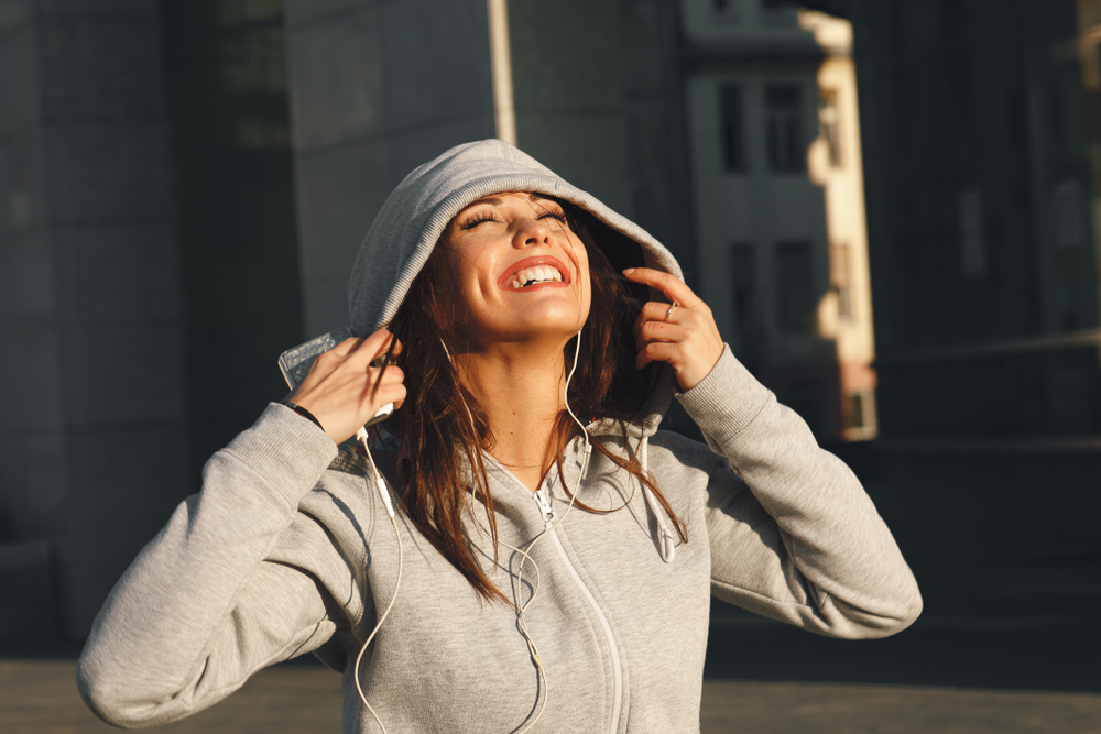 A la moda! Sudaderas para mujer con capucha para estar cómoda, pero  abrigada - La Opinión