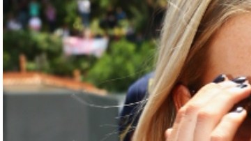 Poppy y Cara Delevingne