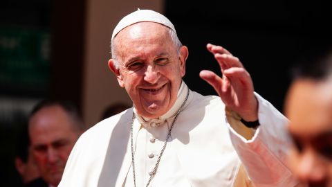 Papa Francisco prepara viaje histórico a Irak donde sostendrá reunión con el gran ayatolá Alí Sistani.