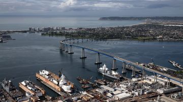 Vista aérea de una zona portuaria de San Diego.