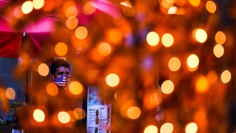 Expertos indica que el plan de ayuda económica debe estar focalizado.