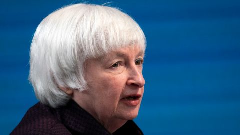 Yellen opina que la clase media en apuros "también necesita ayuda".