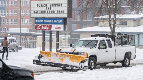 La nieve cubrió de blanco las calles de Seattle el pasado fin de semana.