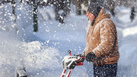 Nueva tormenta invernal comienza a provocar afectaciones en el sur y centro de Estados Unidos.
