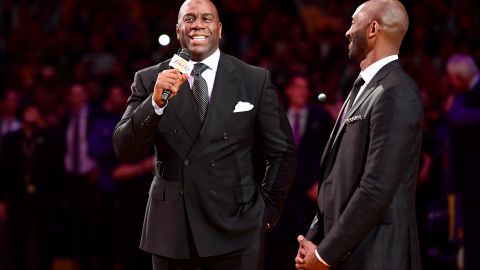 Magic Johnson y Kobe Bryant el 18 de diciembre de 2017.