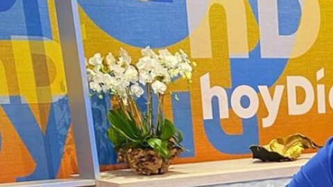 Adamari López en el estudio de 'Hoy Día'