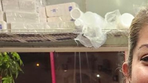 La chef Rocío Camacho muestra su capirotada de  leche. (Cortesía Rocío Camacho)