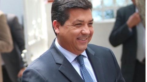Gobernador de Tamaulipas Francisco Javier García Cabeza de Vaca se muestra sonriente.