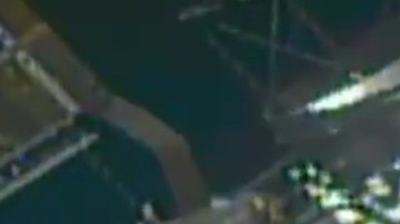 Astronautas realizan caminata espacial