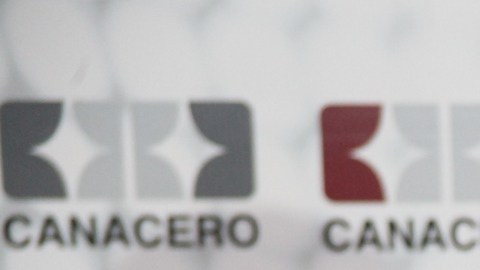 El empresario Alonso Ancira promete regresar a Pemex 219 millones de dólares a cambio de dejarlo en libertad.