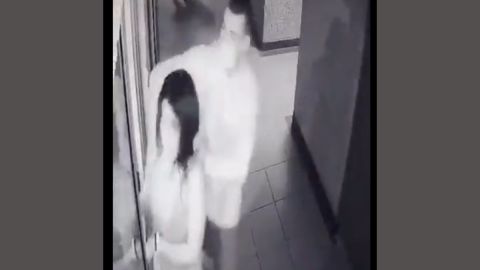 VIDEO: Marin estadounidense mata a jovencita dentro de bar en Tijuana