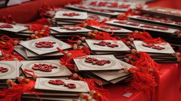 Amuletos chinos para recibir el Año del Buey.