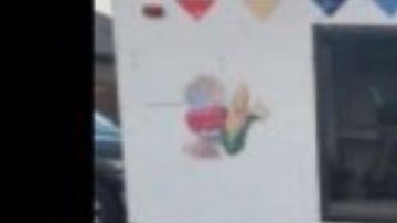 Los inmigrantes en el camión de raspas.