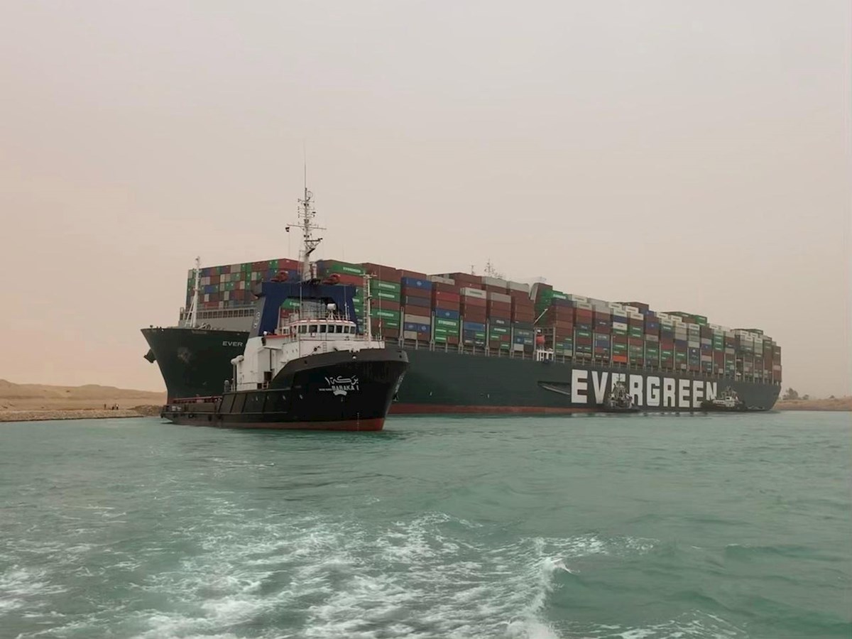 Buque carguero Canal de Suez