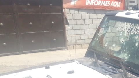 Emboscan y asesinan a 13 policías