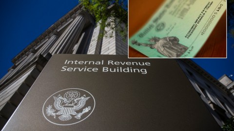 El IRS enfrenta presión para liberar pagos a grupos vulnerables.
