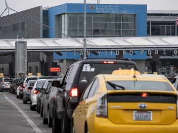 Garita San Isidro en Tijuana y Estados Unidos