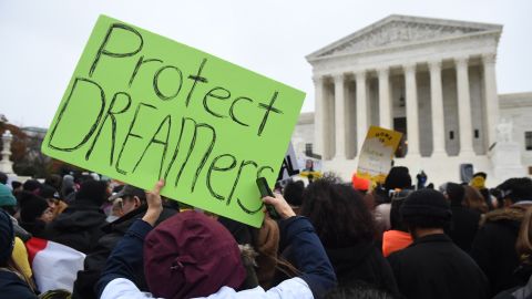 Más de 700,000 'dreamers' serían protegidos con el proyecto de ley.