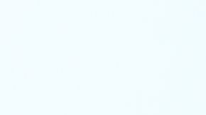 El gobernador Doug Ducey  relajó aún más las restricciones en Arizona.